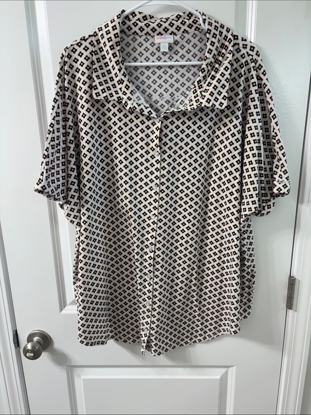 LuLaRoe Cream Short-Sleeve Button Front Top with Black Geometric Print